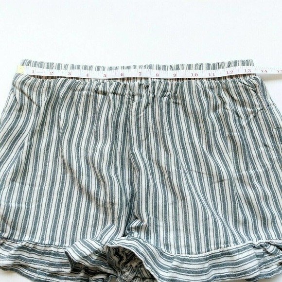 AE Ruffle Shorts Chambray Small - Picture 6 of 6